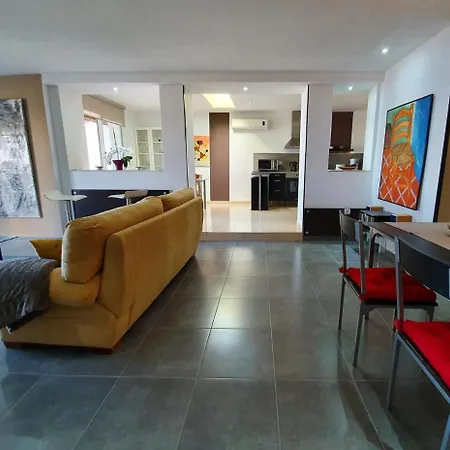 شقة Trendy With Sea View And Private Pool *
